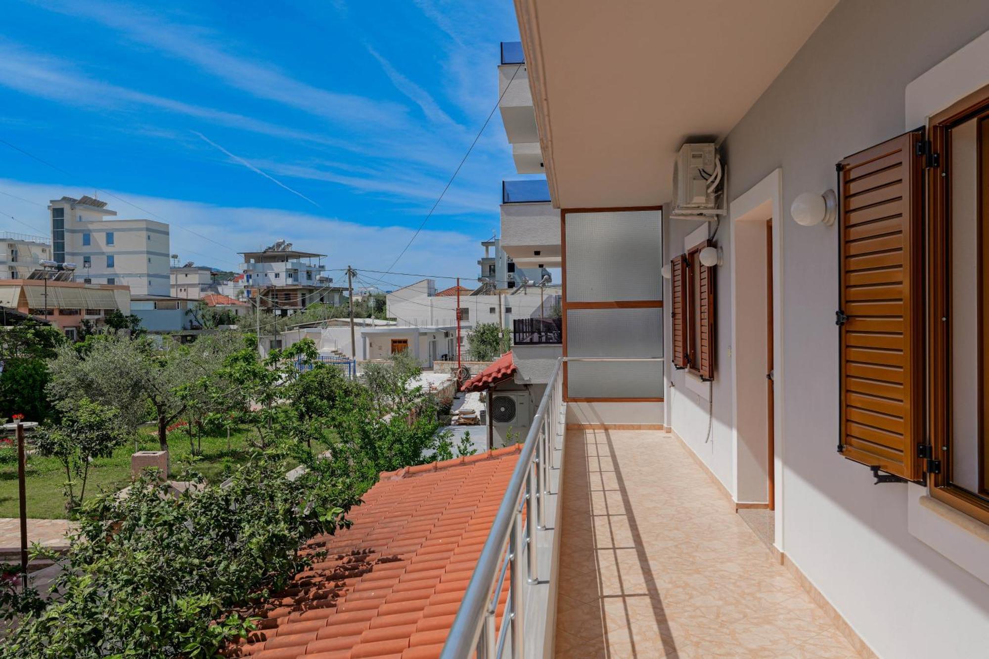 Guesthouse Moonlight Downtown 卡萨米尔 外观 照片